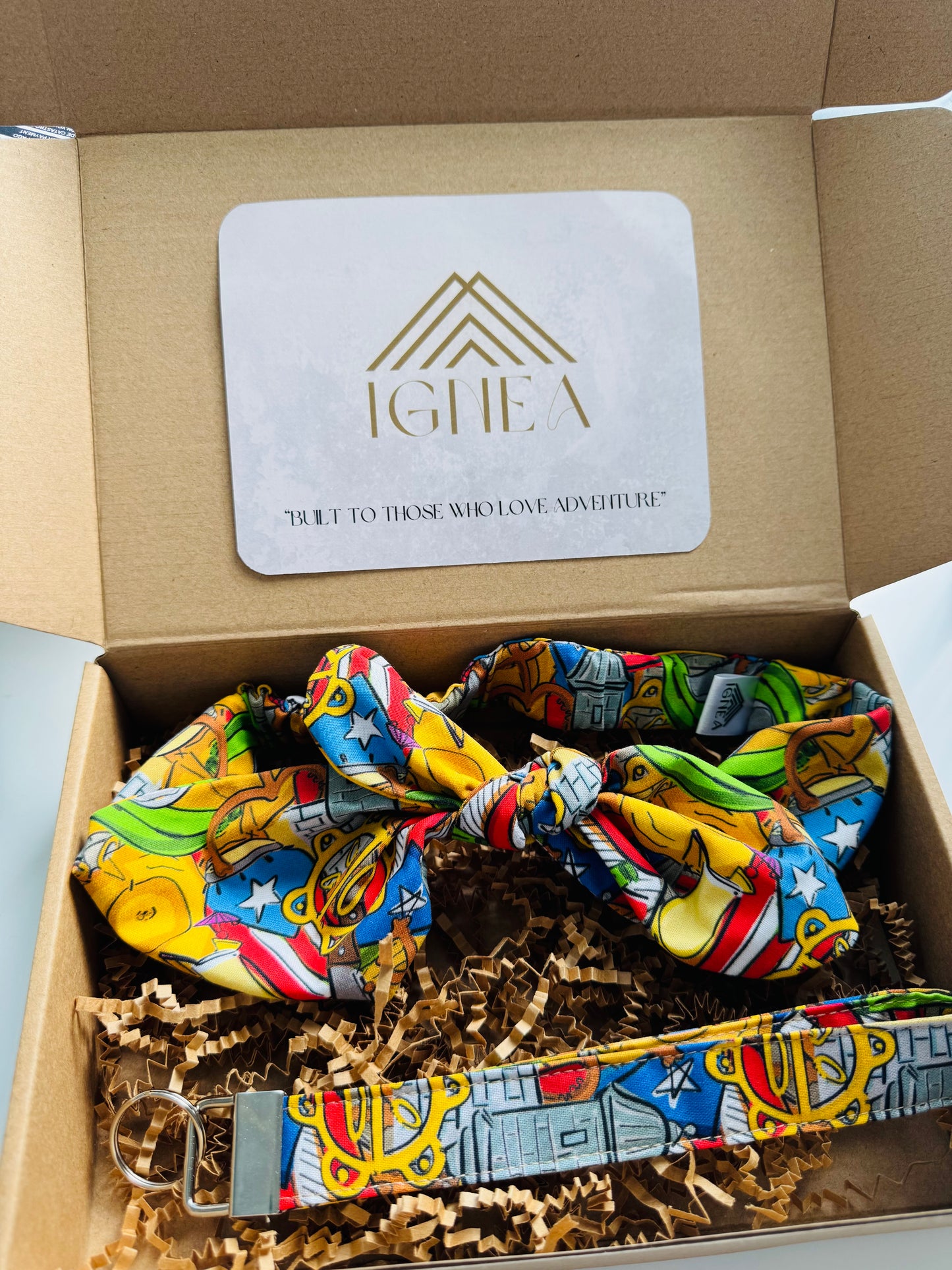 Boricua bundle 3 (llavero + scrunchiedana)