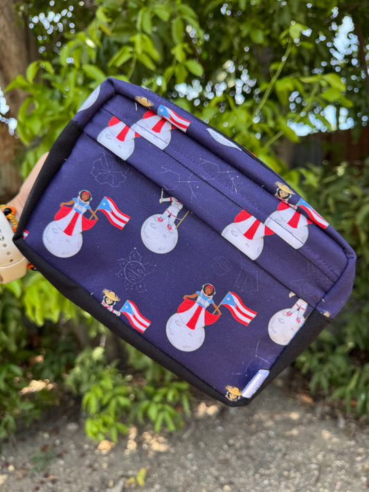 Boricua hasta en la Luna -fannypack