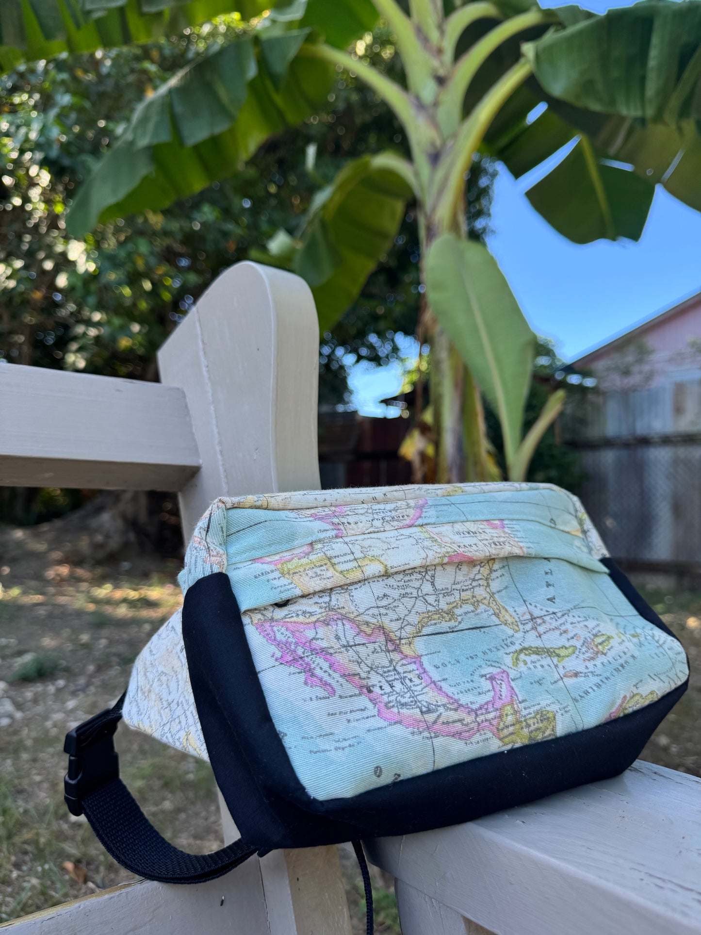 Worldmap fannypack